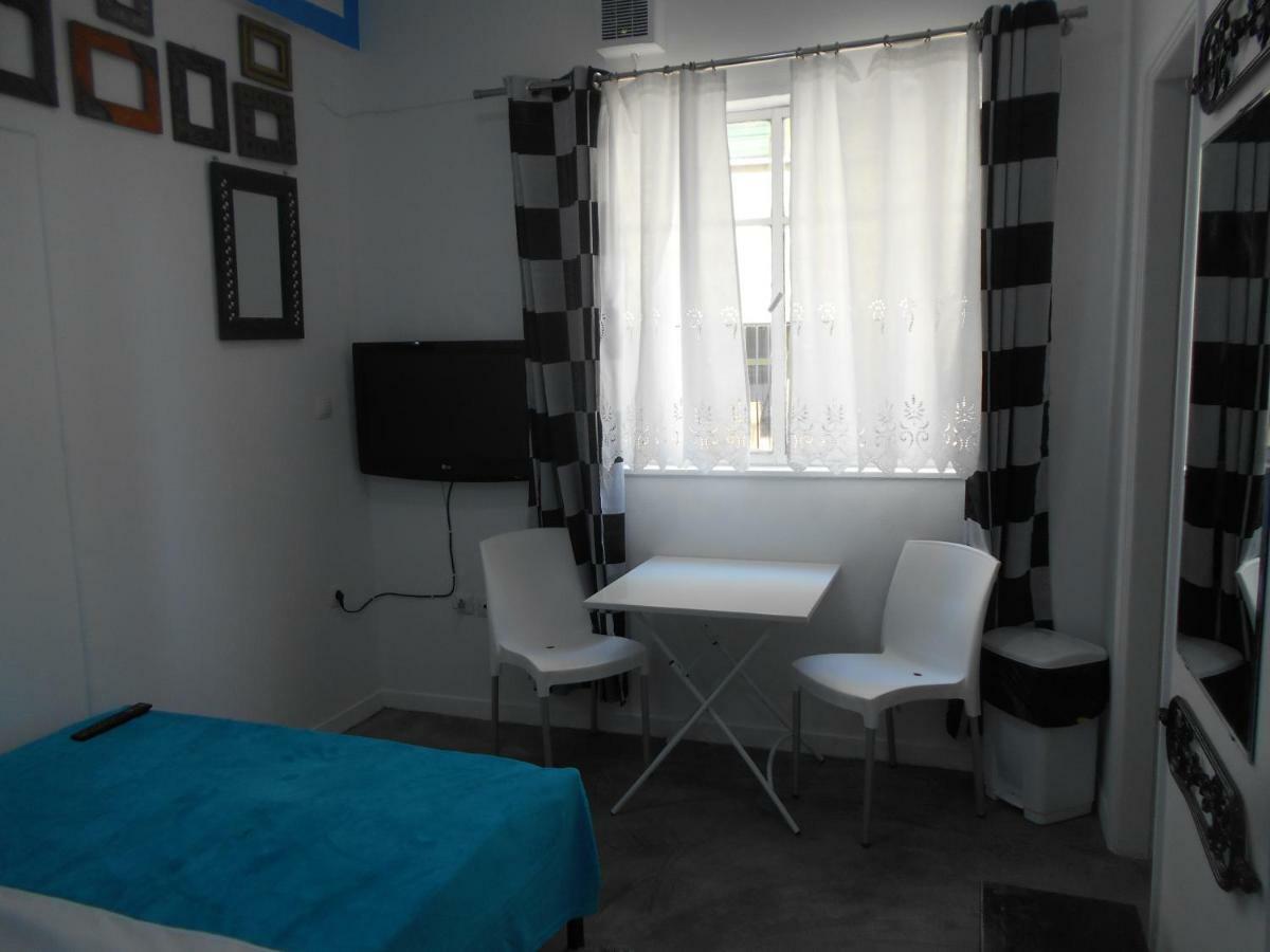 Monastiraki Flea Market & Metro Station Appartment Athene Buitenkant foto